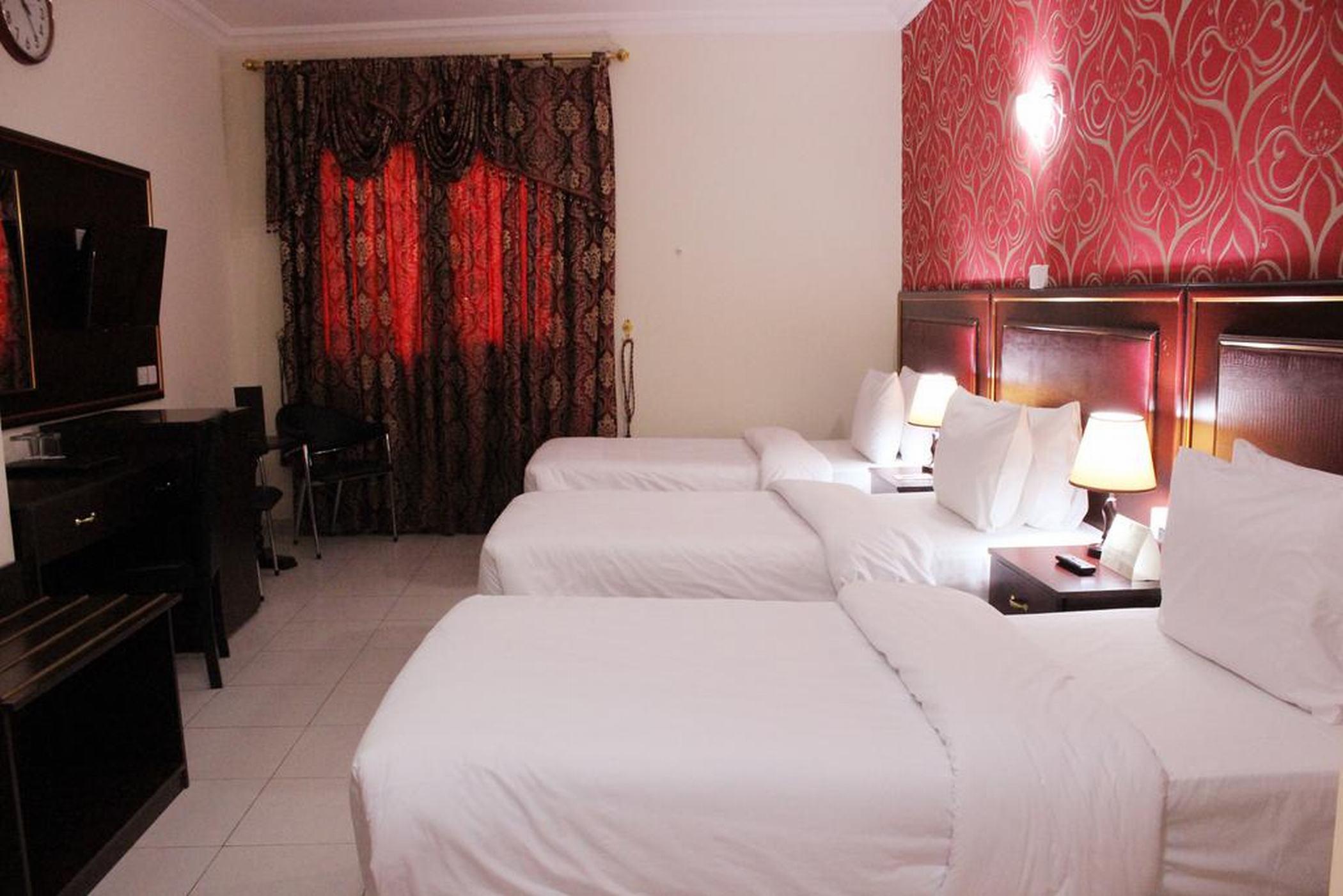 Montreal Naif Hotel Dubaï Extérieur photo