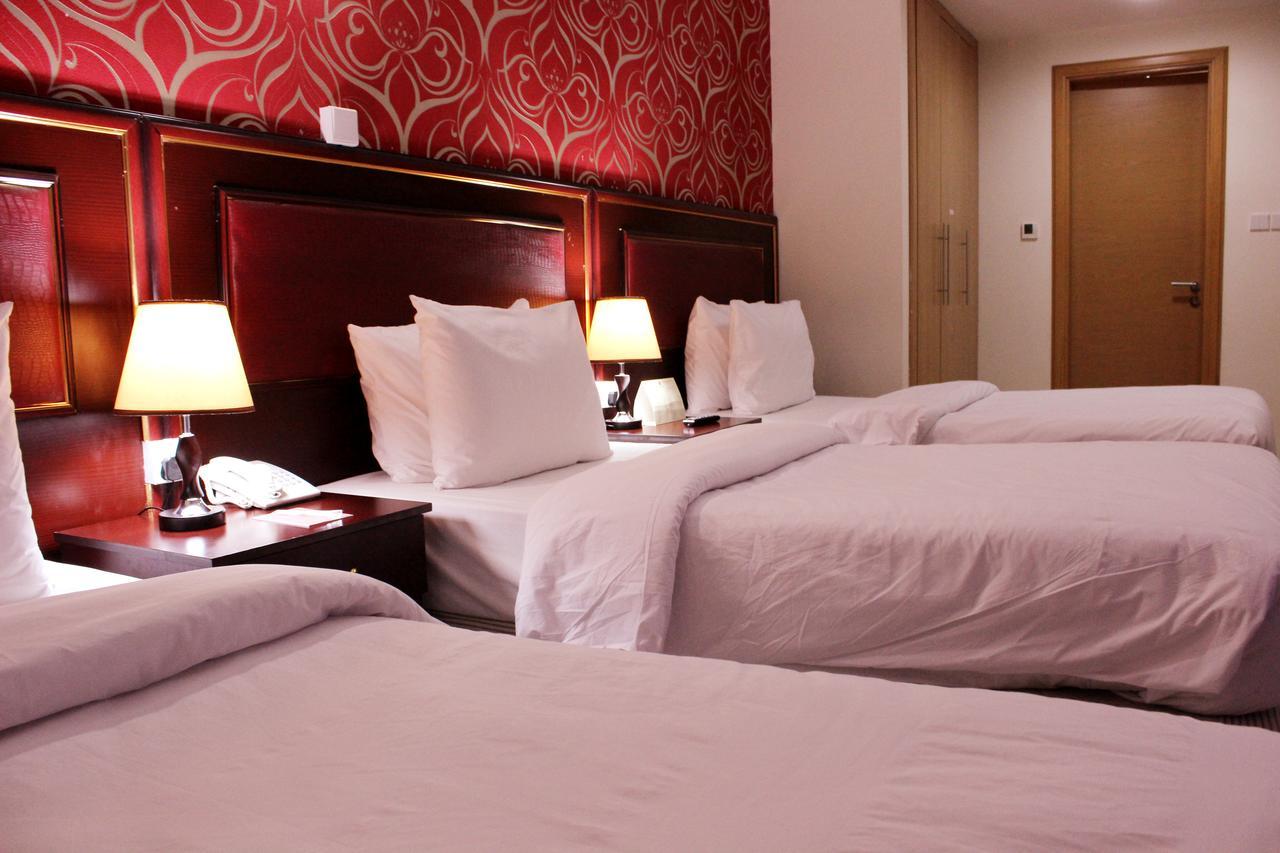 Montreal Naif Hotel Dubaï Extérieur photo