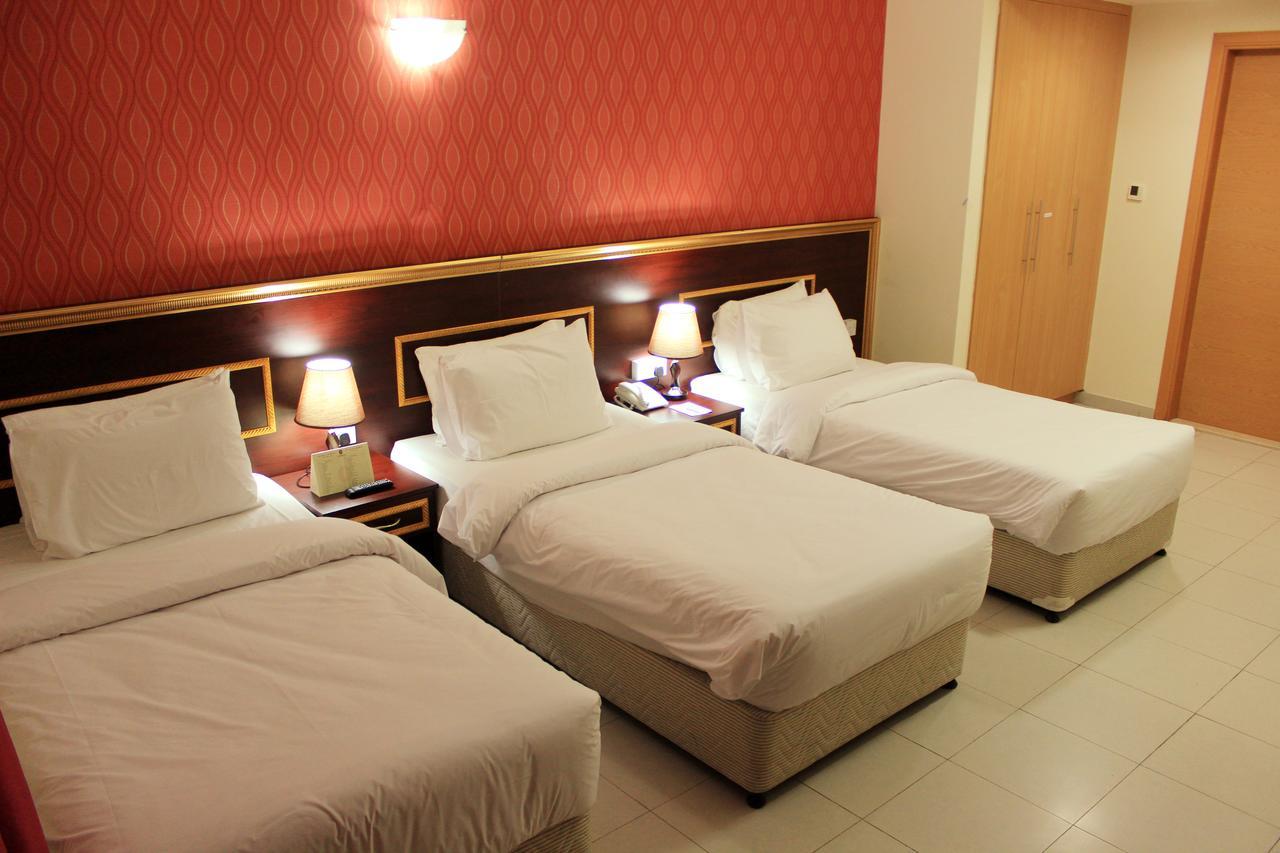 Montreal Naif Hotel Dubaï Extérieur photo